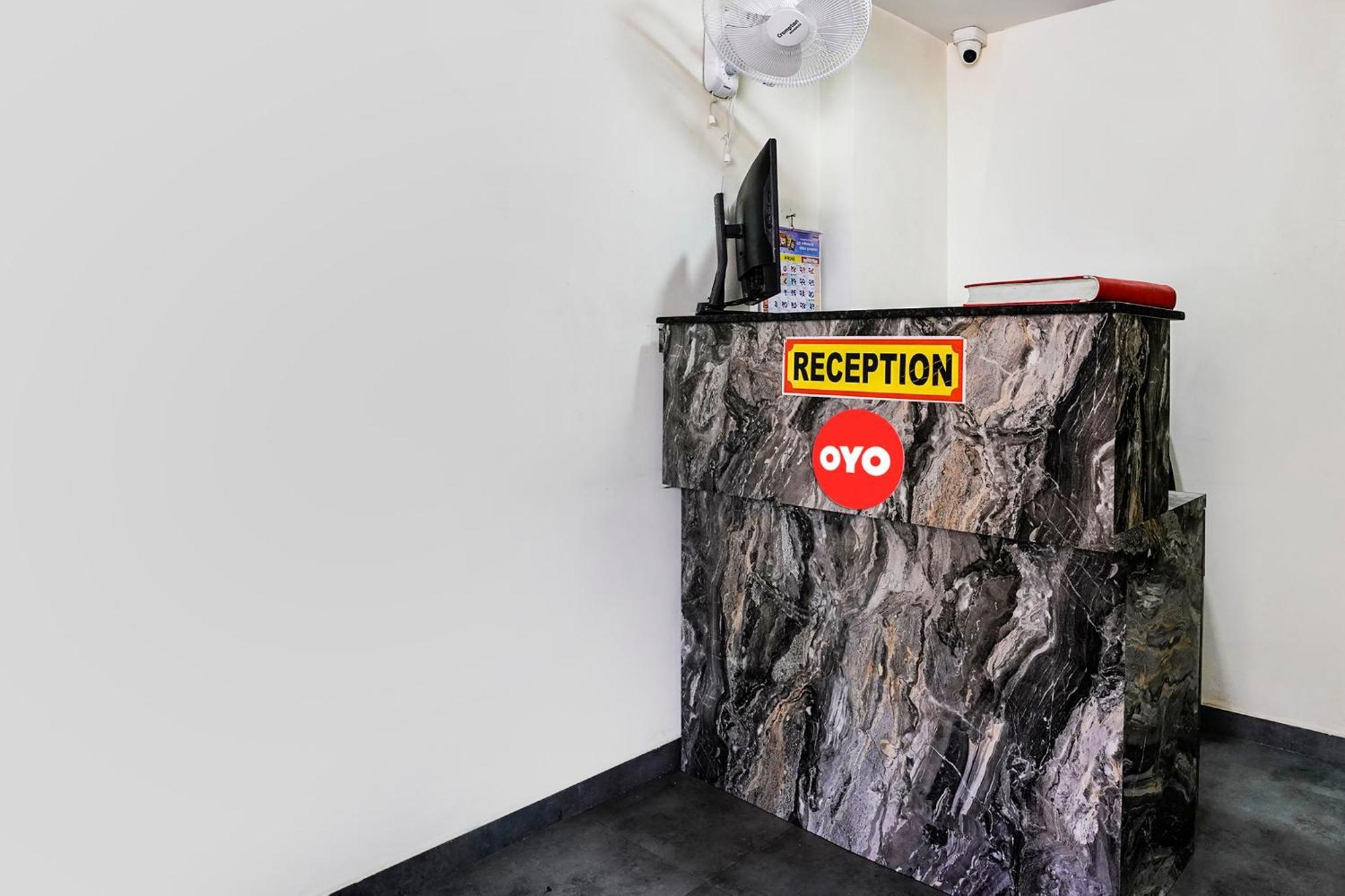 Hotel O Ashwi Нави Мумбай Екстериор снимка