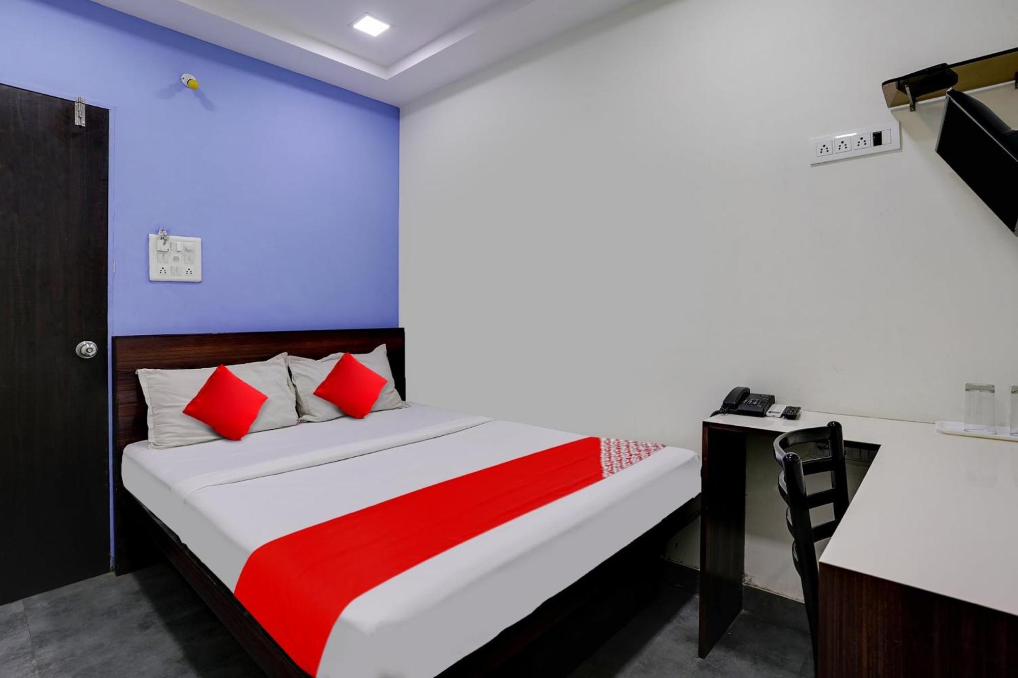 Hotel O Ashwi Нави Мумбай Екстериор снимка